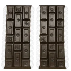 Department 56 Cocoa & Cream Road S/2< Village Accessories