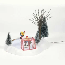 Department 56 Hockey Practice Animated< Village Accessories