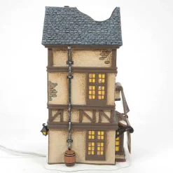 Department 56 Kingsford Rug Merchant< Dickens Village