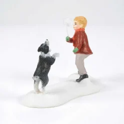 Department 56 Winter Game Of Catch< Dickens Village